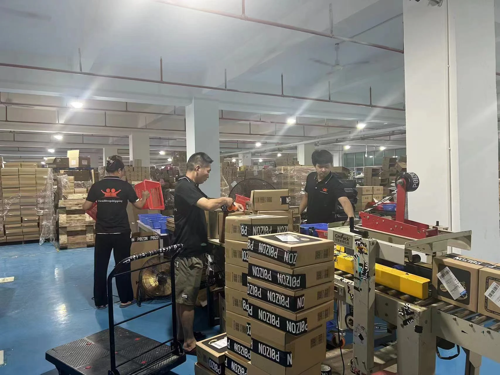 Frienddropshipping-warehouse packaging